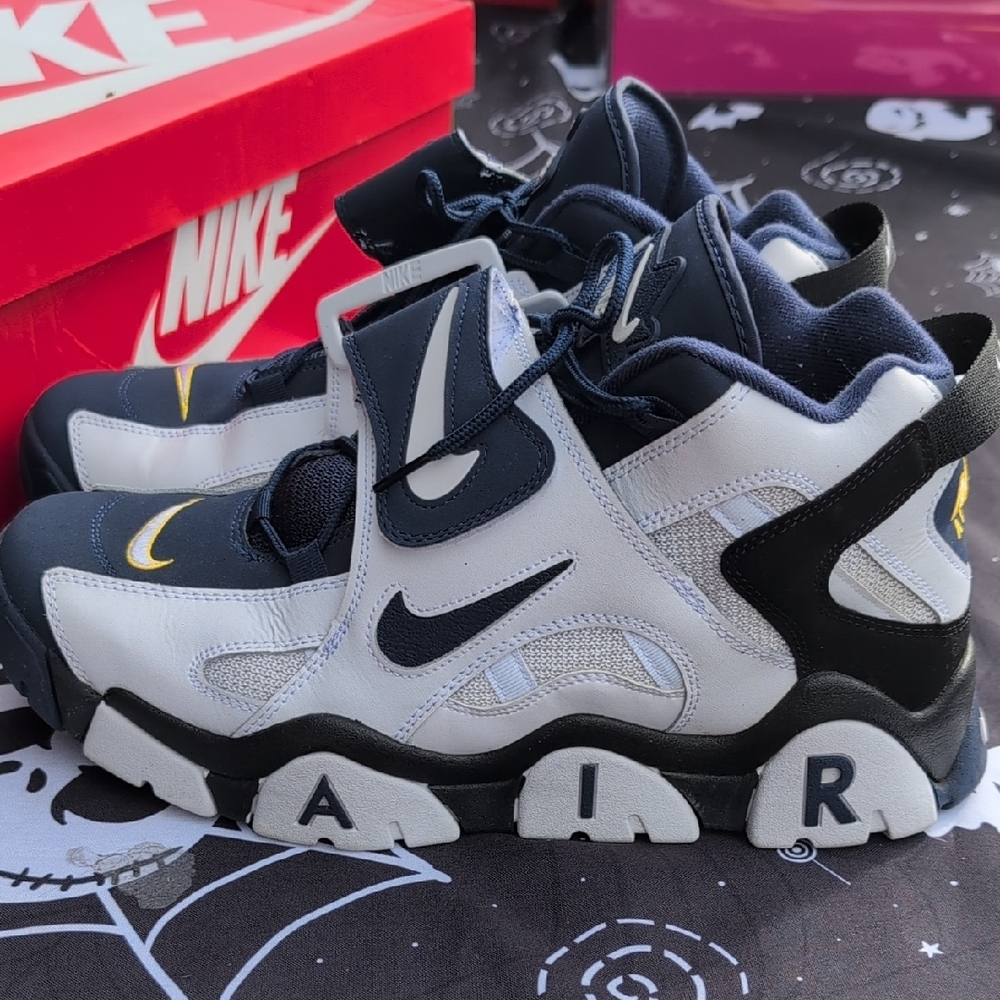 Nike Black and White Sneakers with Yellow Accents